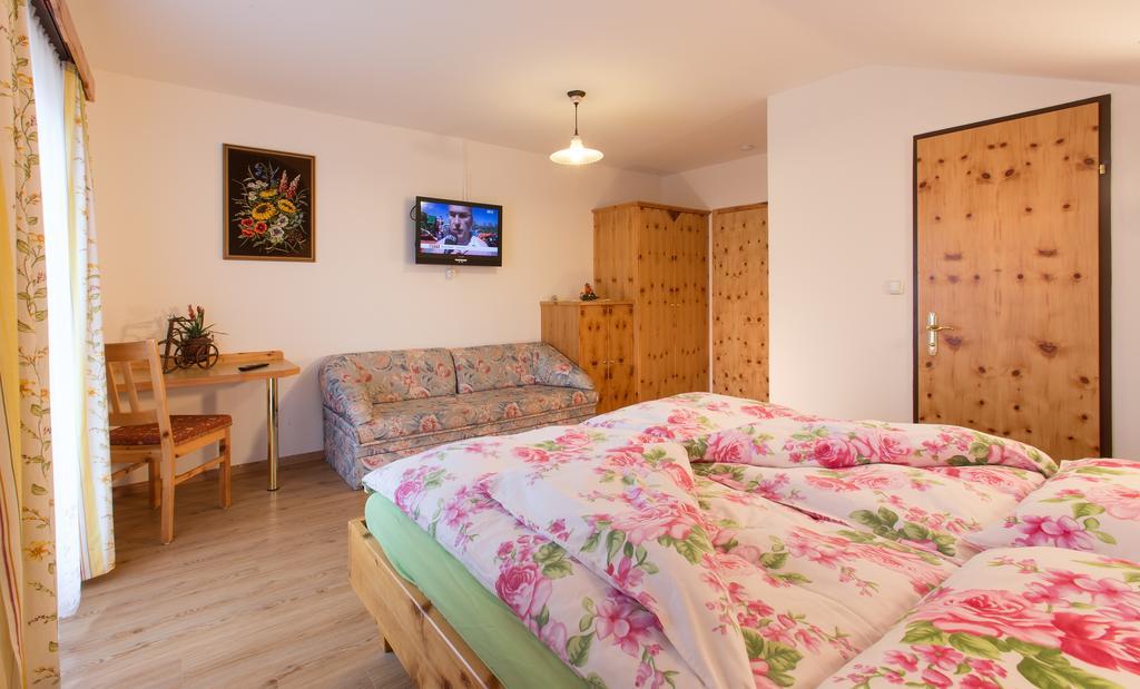 Haus Moser Wörschach Habitación foto